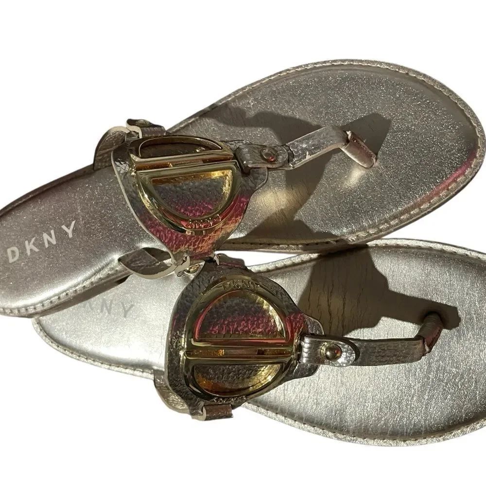 DKNY Women's gold pSandals